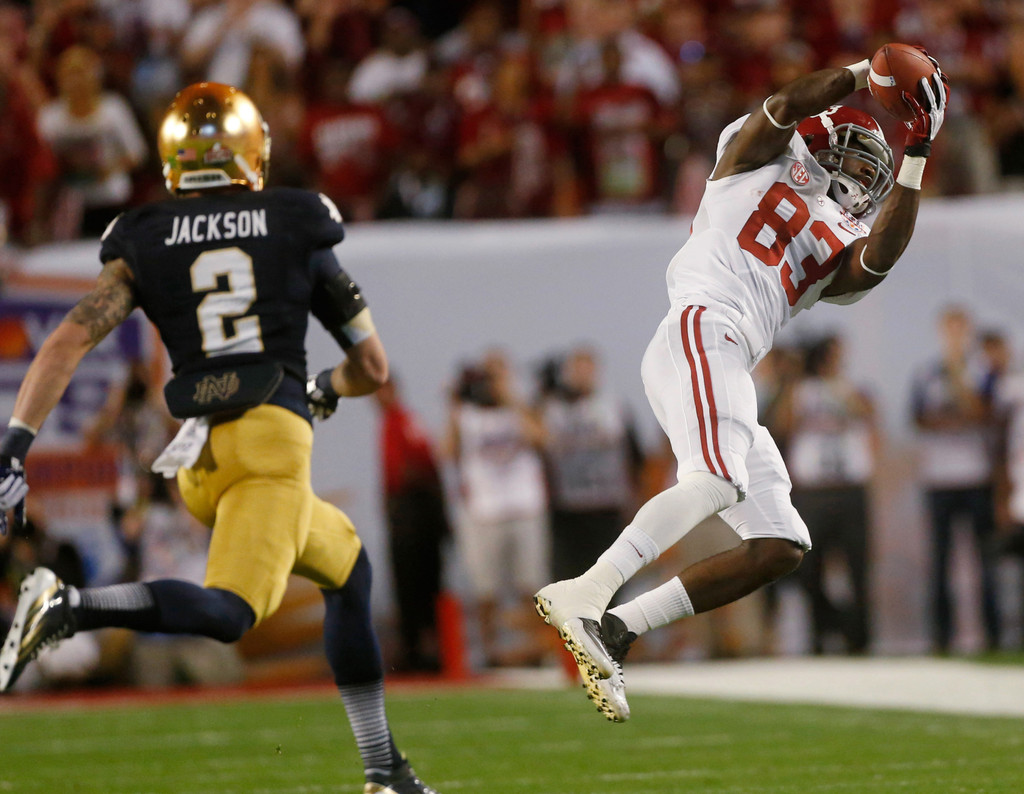 Irish Title Hopes Halted By Crimson Tide, 42-14 (AP)