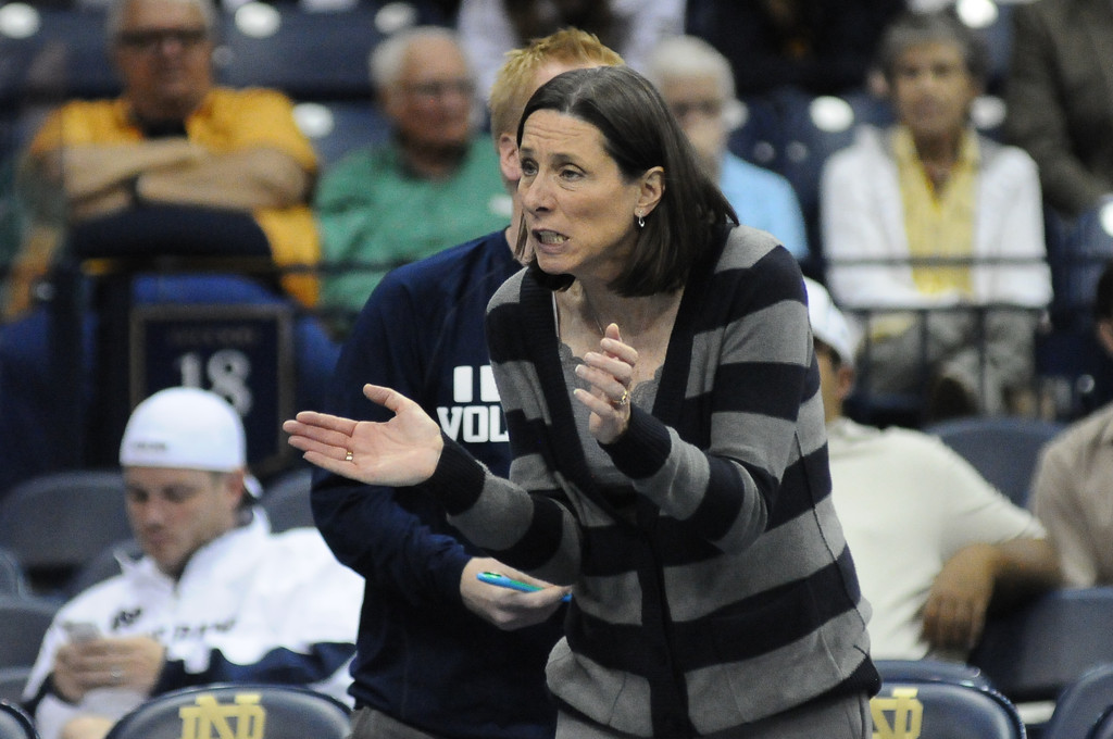 Notre Dame Women's Volleyball vs Syacuse 09-30-2012 Win (3-0)
