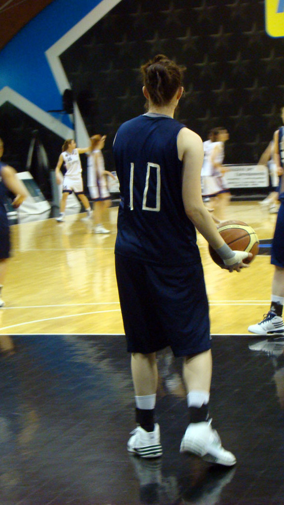 2009 Women's Basketball European Tour Recap (photos by Stephanie Menio)