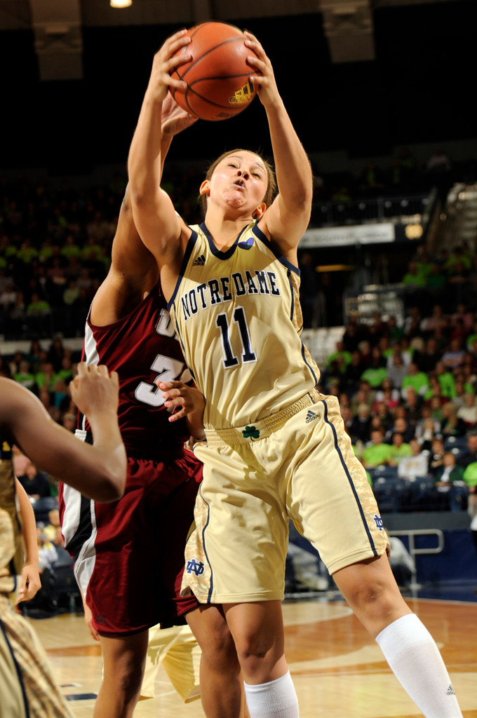 No. 7 Irish Dominate UMass in Home Opener, 94-50 (AP)