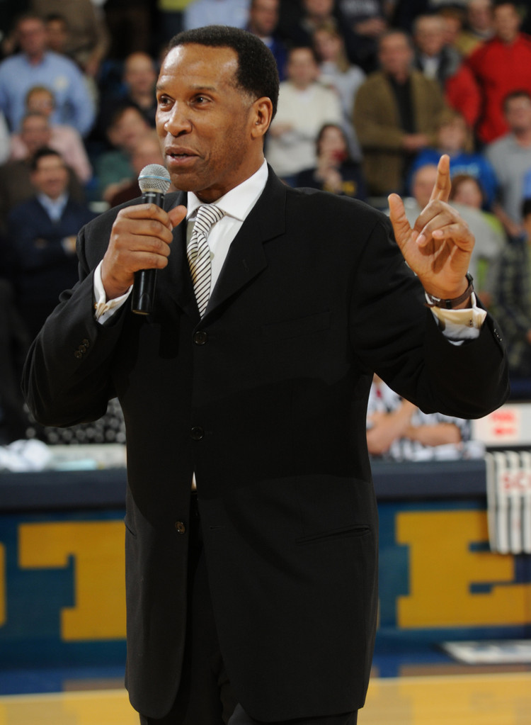 Irish Fall To #11 Villanova, 77-60