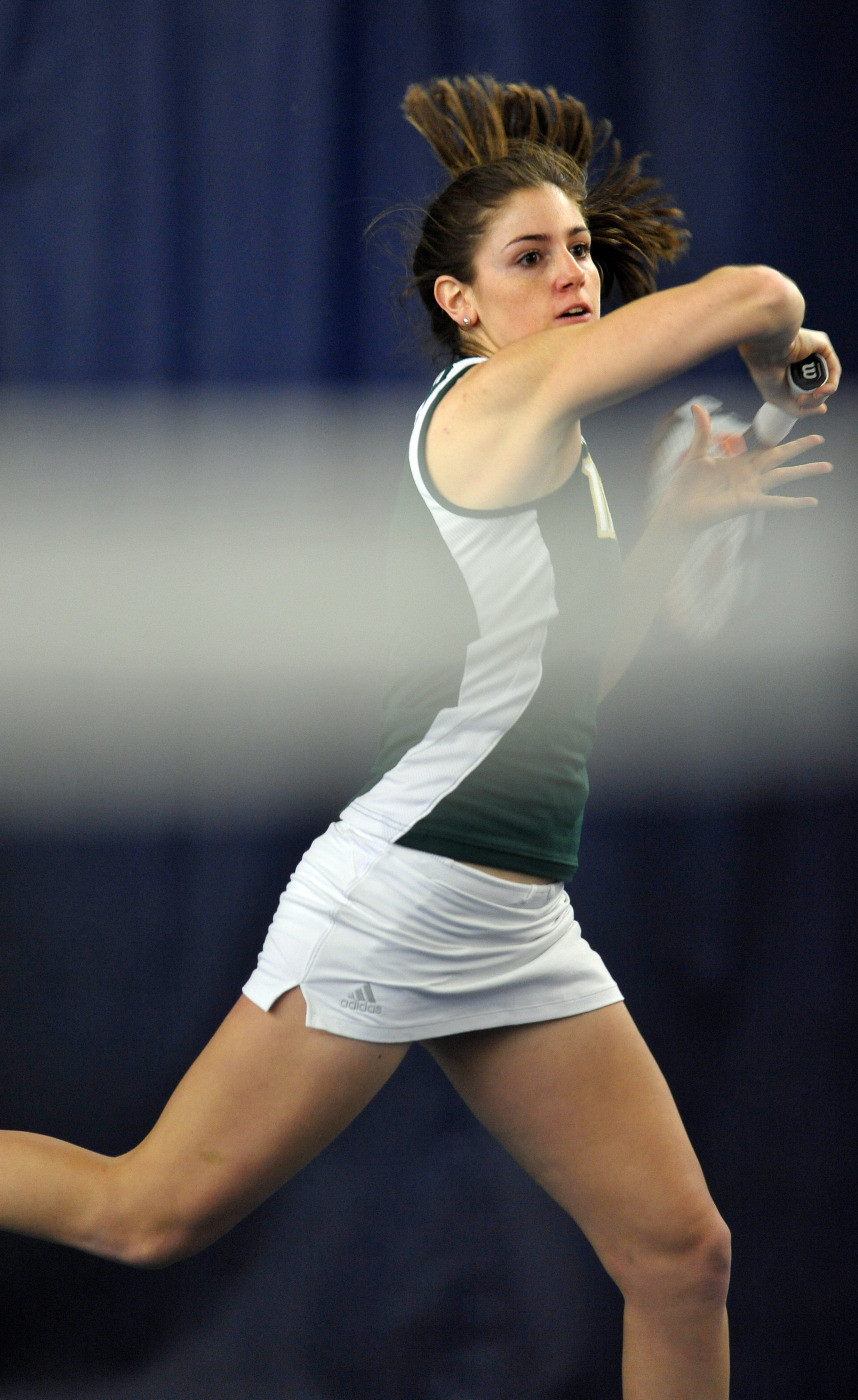 No. 3 Irish Women’s Tennis Falls to Top-Ranked Northwestern, 4-3 Freshman Shannon Mathews clinched the win for the Irish with a victory at No. 4 singles.