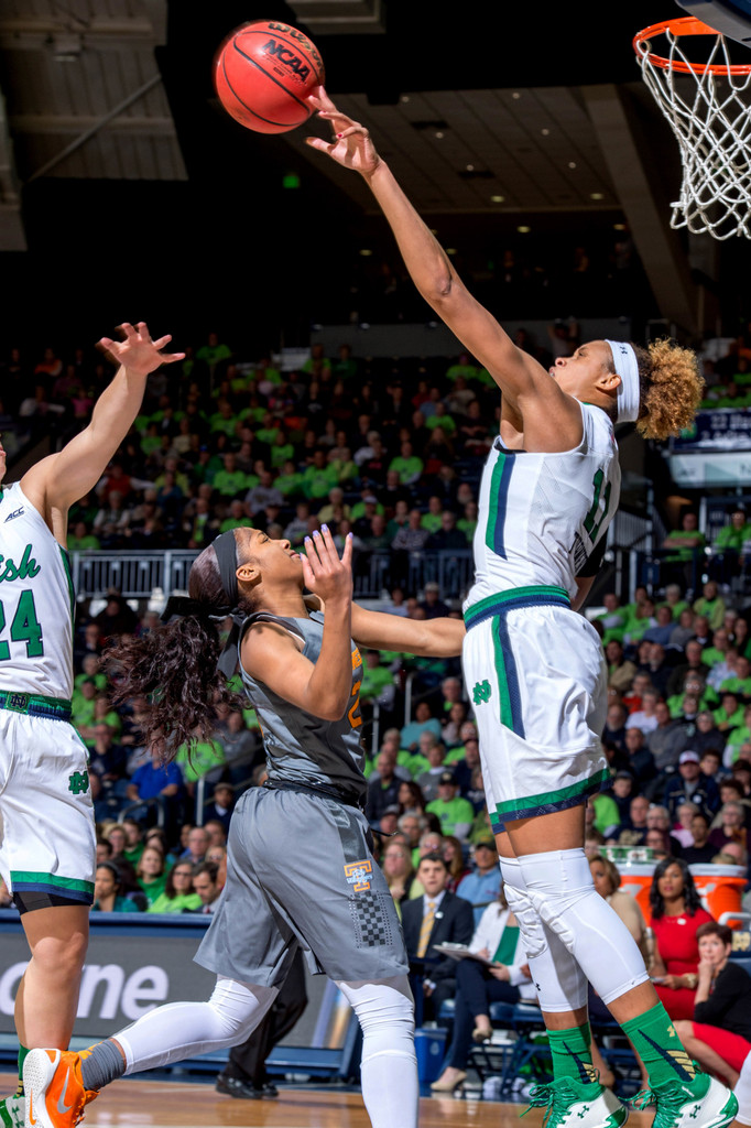 No. 3 Notre Dame vs. No. 18 Tennessee