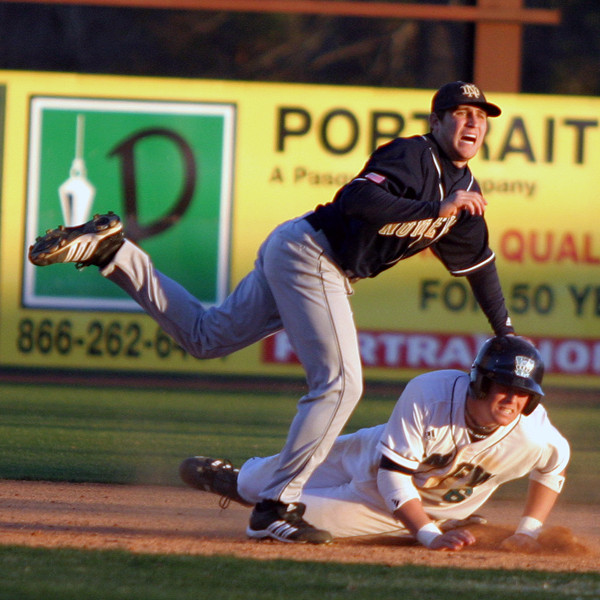 Notre Dame Baseball 2007 Week-2 (Myrtle Beach); photos by Pete LaFleur