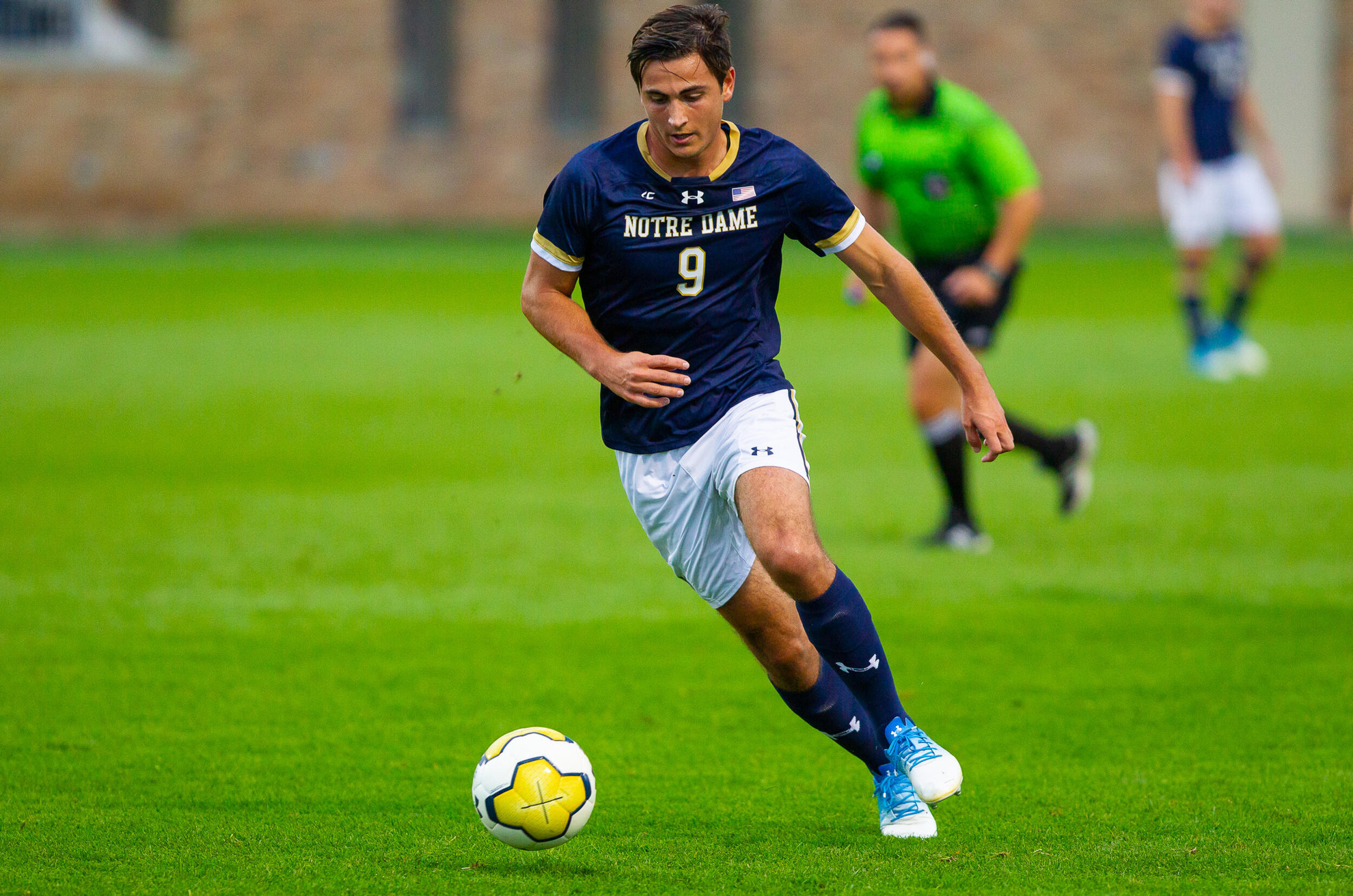 Irish Dominate Mastodons In 8-0 Rout Irish Dominate Mastodons In 8-0 Rout