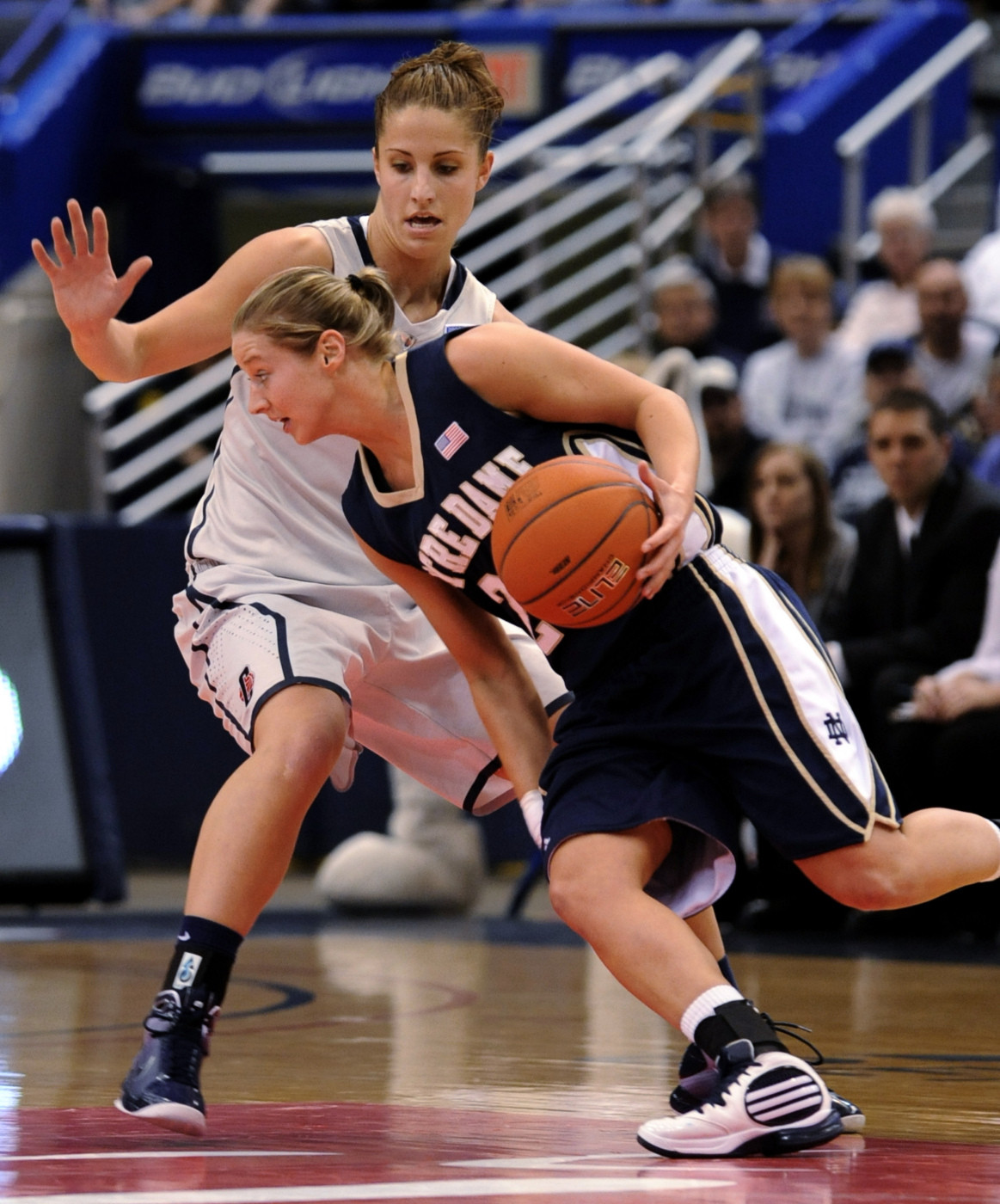 No. 6/7 Notre Dame Falls To No. 1 UConn, 59-44 BEast Notre Dame Connecticut Basketball