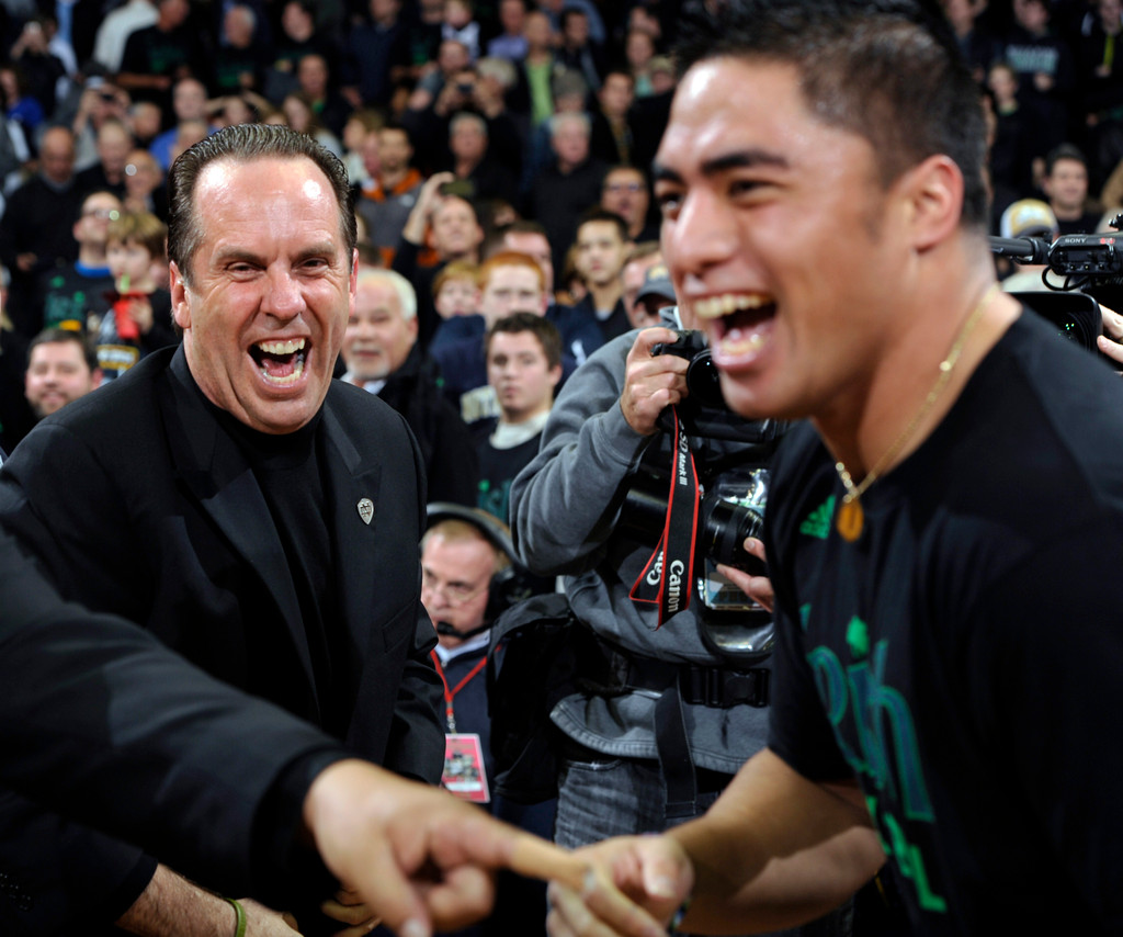 Notre Dame Knocks Off No. 8 Kentucky 64-50 (AP)