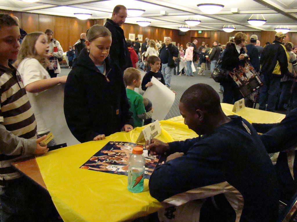 Men's Basketball-Brown