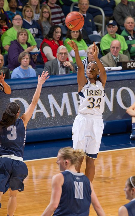 Sophomore guard Jewell Loyd, the reigning USBWA National Freshman of the Year, earned a spot on the coaches' Preseason All-ACC Team, it was announced at ACC Media Day on Oct. 23.