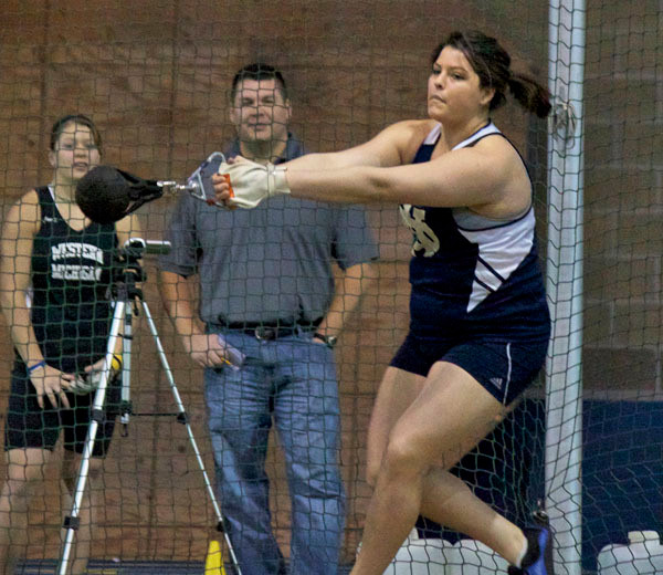Notre Dame Concludes First Day Of Indiana Relays Sophomore Madeline Casanova