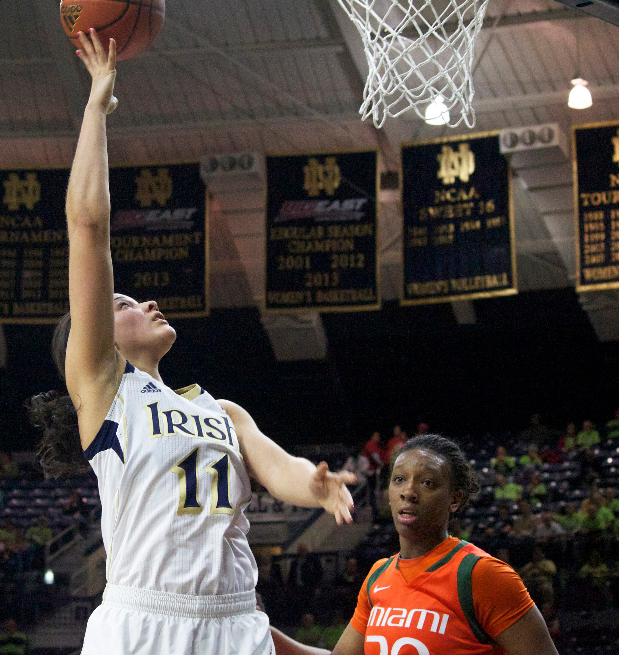 A Competitor’s Mentality Senior forward/tri-captain Natalie Achonwa has used her competitive fire and mature attitude to help lead Notre Dame to new heights during her career.