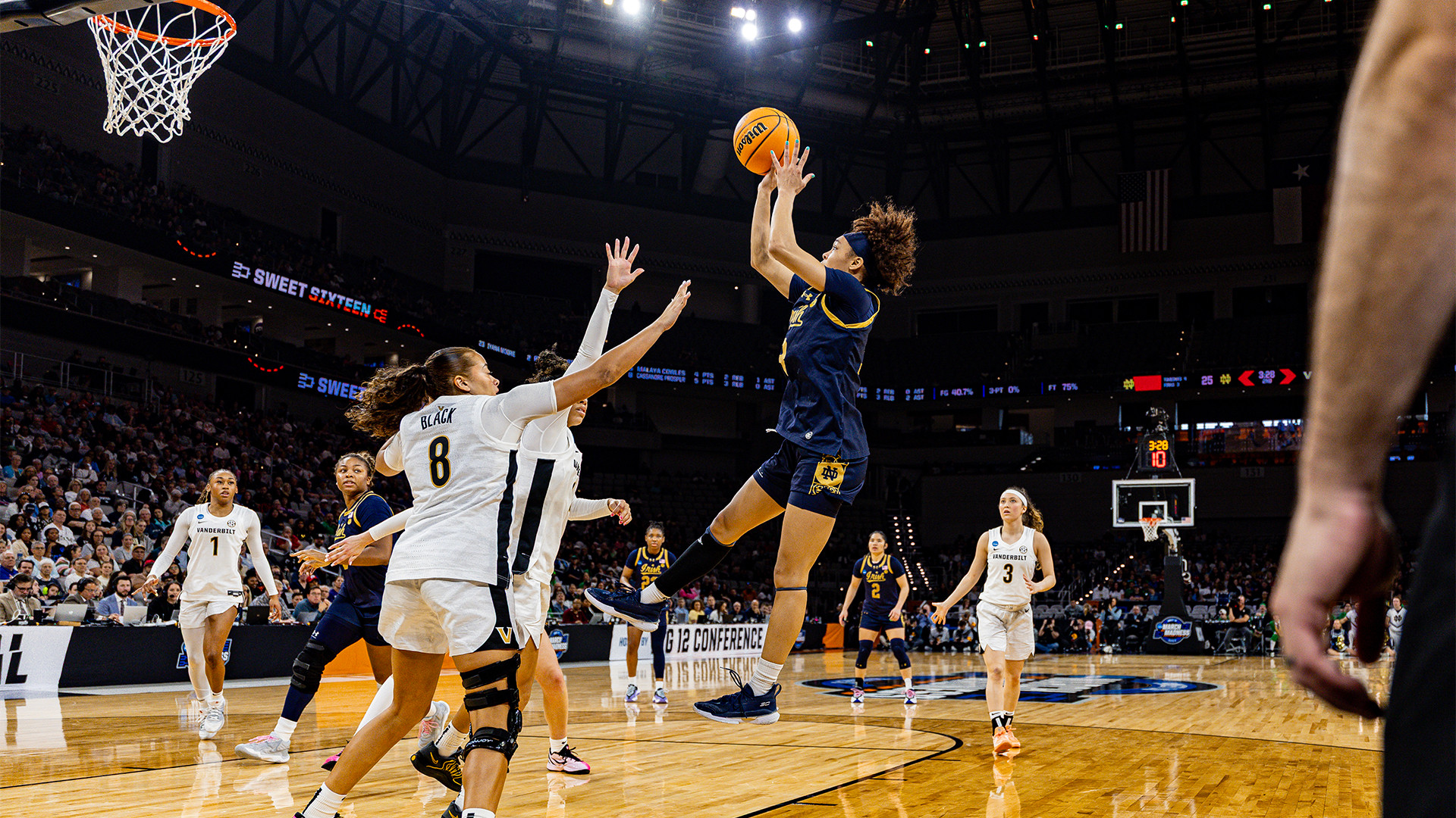 Hidalgo’s Triple-Double Sends Irish To Elite Eight Hidalgo’s Triple-Double Sends Irish To Elite Eight
