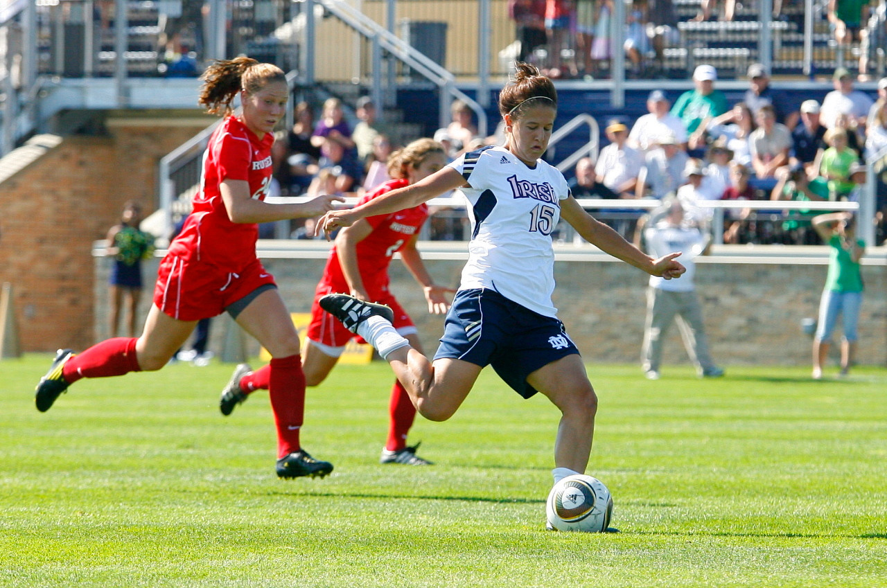 Seniors Lead The Way As #5/7 Irish Battle Past Rutgers, 3-2 On Monday, senior forward/midfielder Rose Augustin was named to the Top Drawer Soccer National Team of the Week in addition to being chosen as the BIG EAST Offensive Player of the Week.