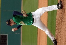 Hometown Hero Manship Delivers Another Top Outing As Irish Earn Friday Split Former Notre Dame pitcher Jeff Manship signed with the Minnesota Twins late in the summer of 2006 and has returned to campus to near completion of his undergraduate degree (photo by Pete LaFleur).