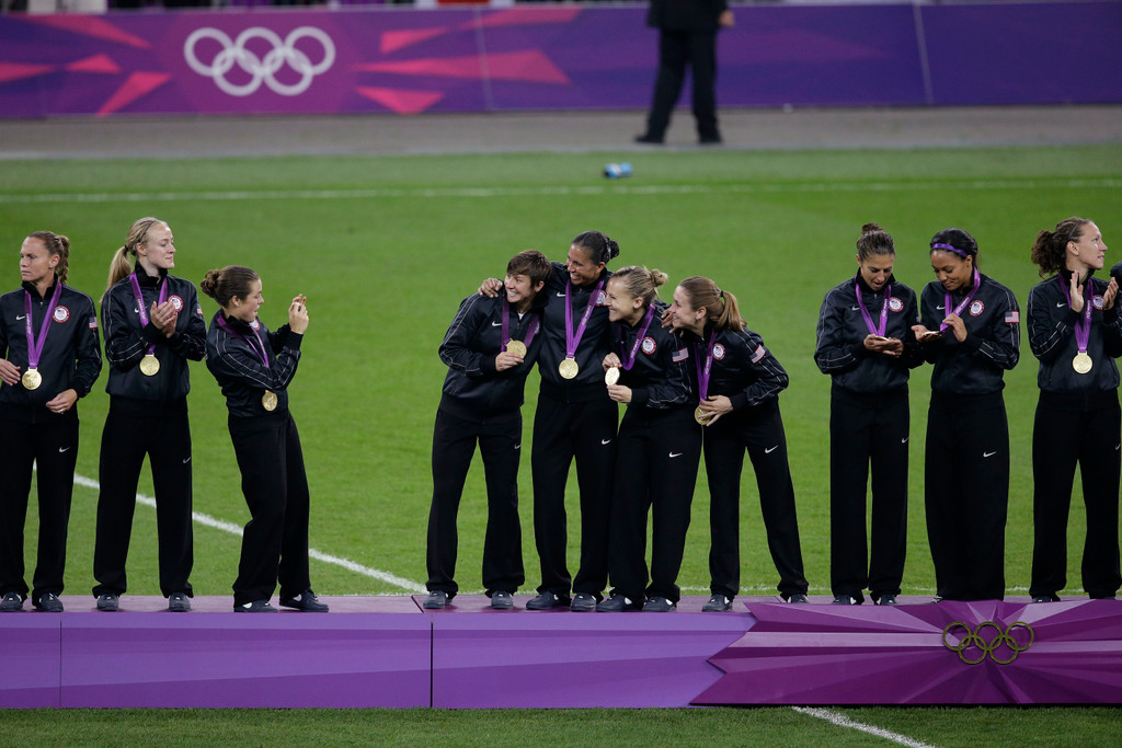 Shannon Boxx London Olympics Gallery (AP)