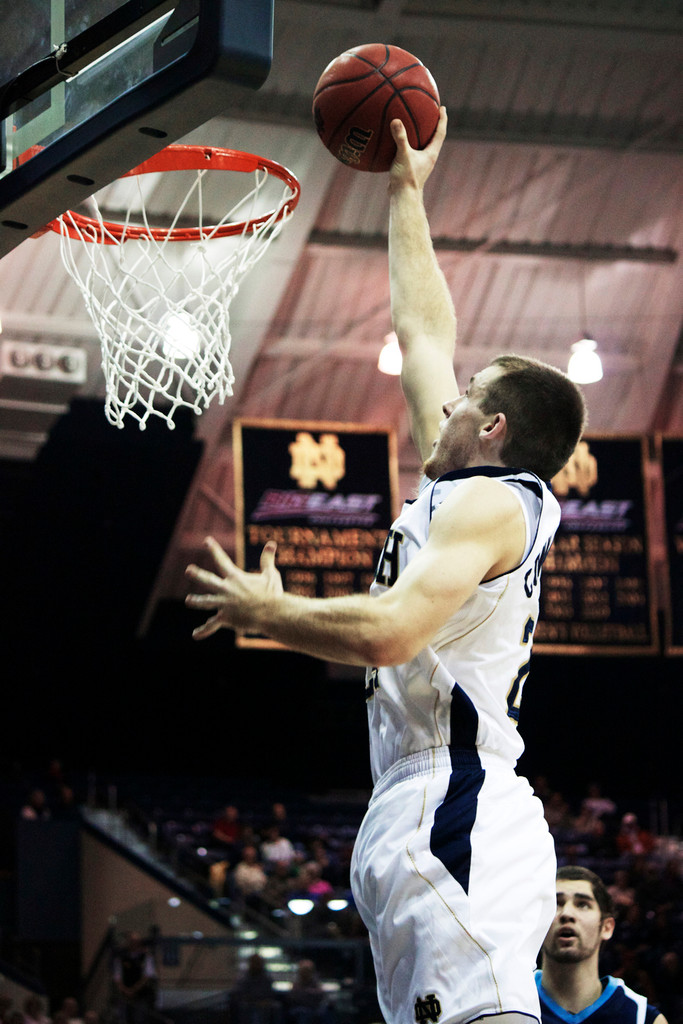 Mens Basketball vs Maine 12/8