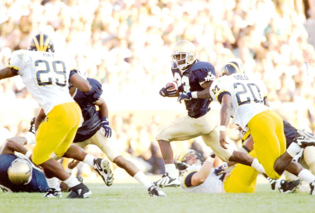 Autry Denson ran for 162 yards to help Notre Dame beat Michigan in 1998.