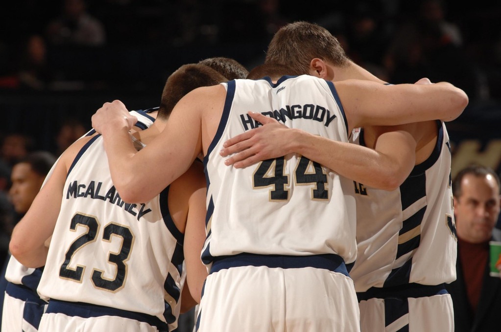 No. 14 Notre Dame Falls to No. 25 Marquette