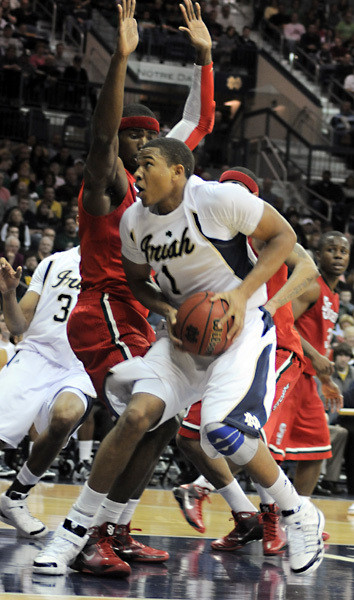 Notre Dame Heads To Louisville For Wednesday Night Showdown Tyrone Nash tallied career-highs with 16 points and four assists against St. John's on Sunday.