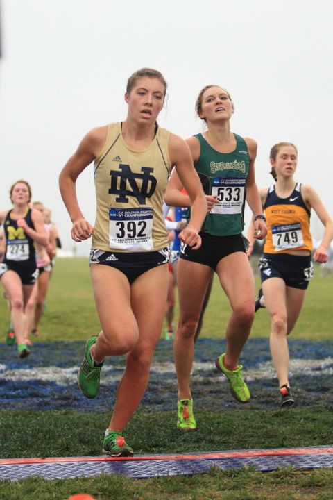 Sophomore Kelly Curran paced the women's squad with a 114th place showing, finishing the 6K course in 21:09.8.