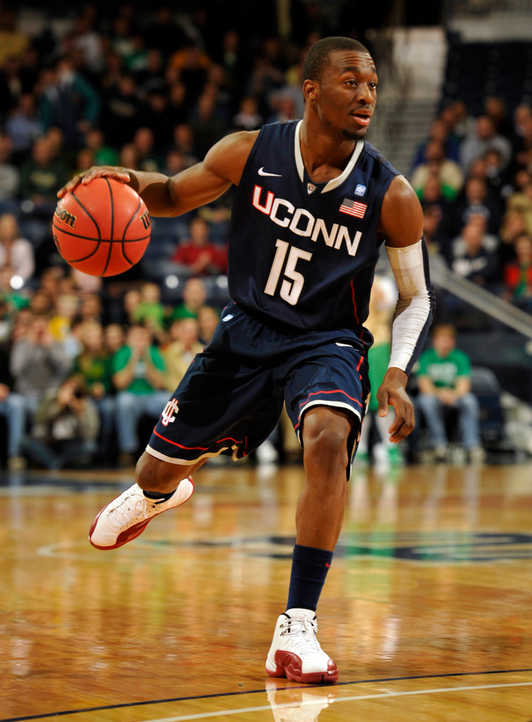 No. 14 Irish Topple No. 8 Connecticut In 73-70 Thriller (AP)