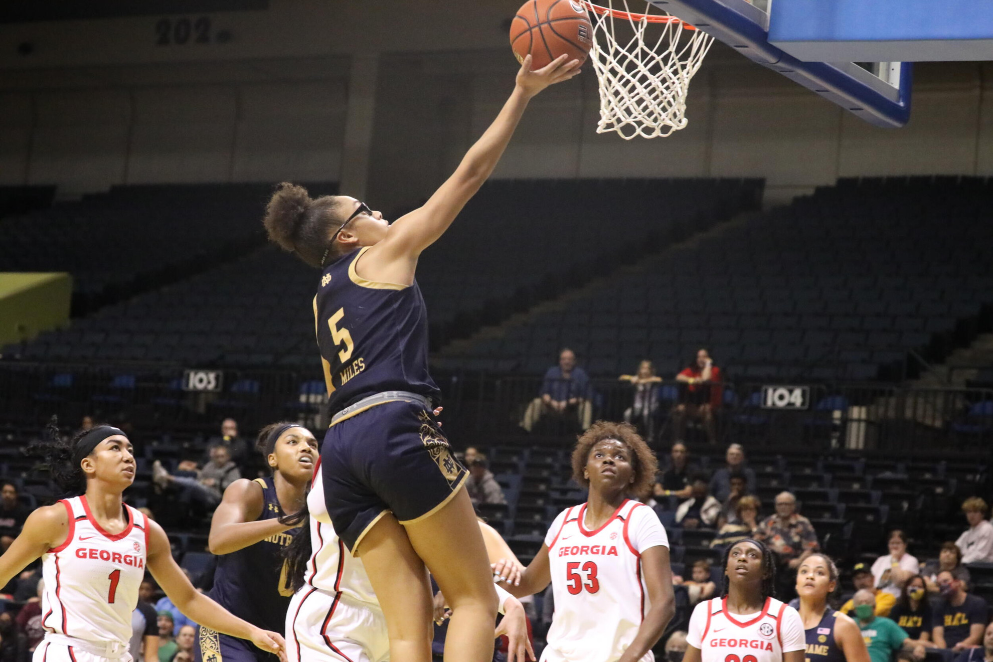 (RV/RV) Irish Fall to (RV/#21) Bulldogs in OT, 71-67 (RV/RV) Irish Fall to (RV/#21) Bulldogs in OT, 71-67