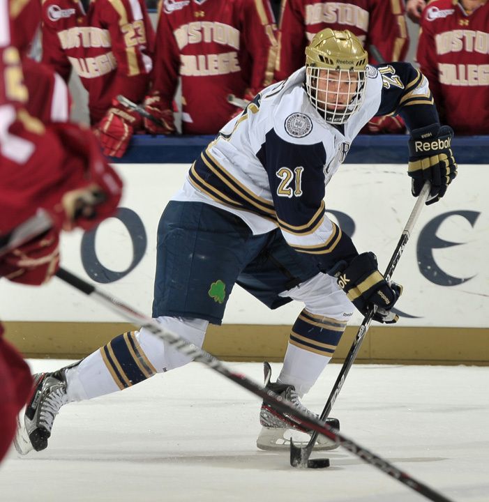 Junior right wing Bryan Rust's first-period goal gave Notre Dame a 1-0 lead at Bowling Green.