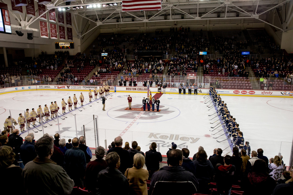 Notre Dame Defeats Boston College 4-3 (Dec. 10, 2015)