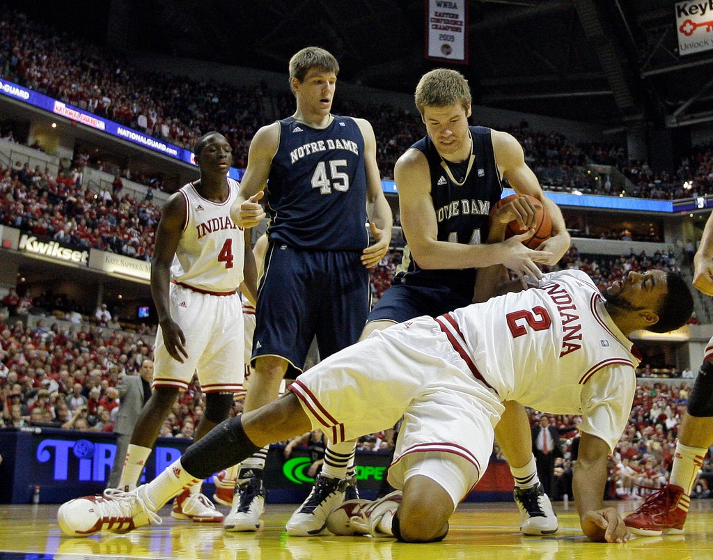 Irish Unable To Halt Streaking Hoosiers, Fall 69-58 (AP)