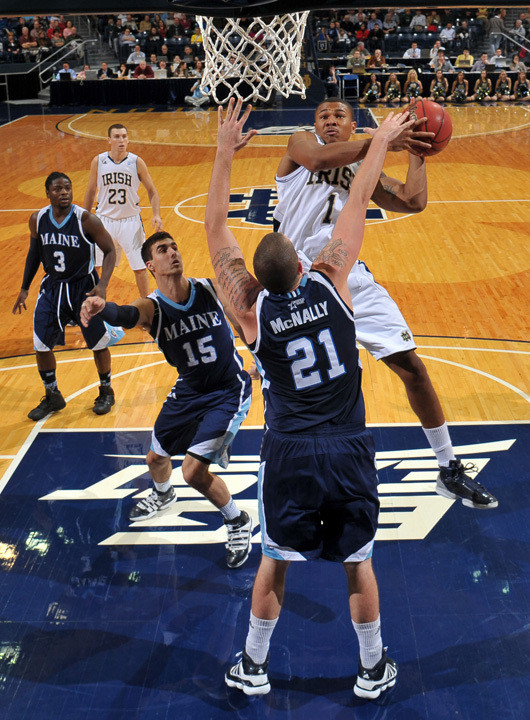 Notre Dame Downs Maine, 97-72