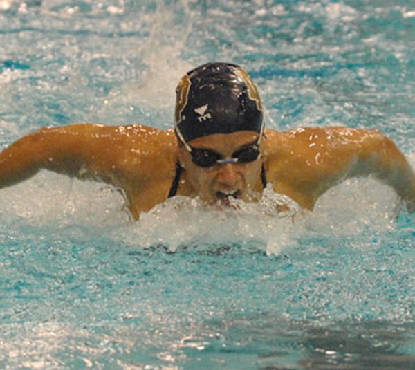 Zeina Shanata swam a season best in the 1,000 free against LSU.