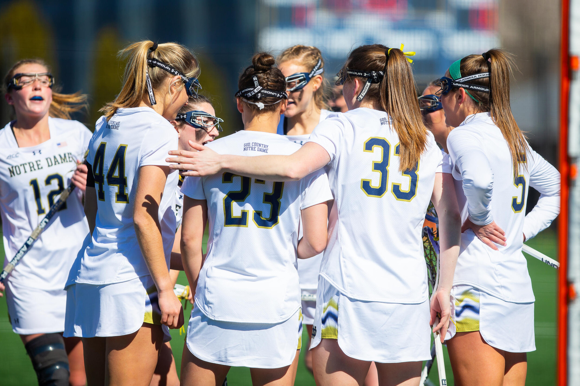 #4 Irish Top Robert Morris, 16-2 #4 Irish Top Robert Morris, 16-2