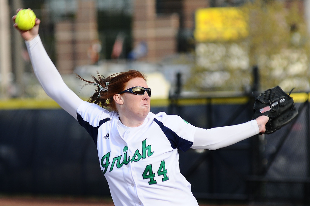 Softball Wins Home Opener Over Western Michigan