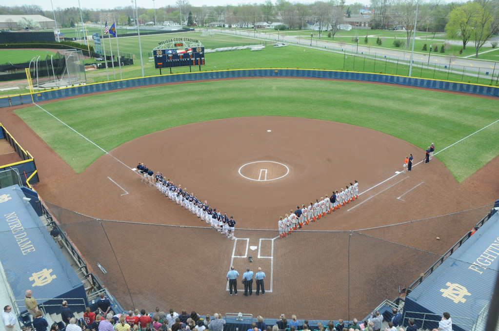 Irish Sweep Syracuse On Breast Cancer Awareness Day