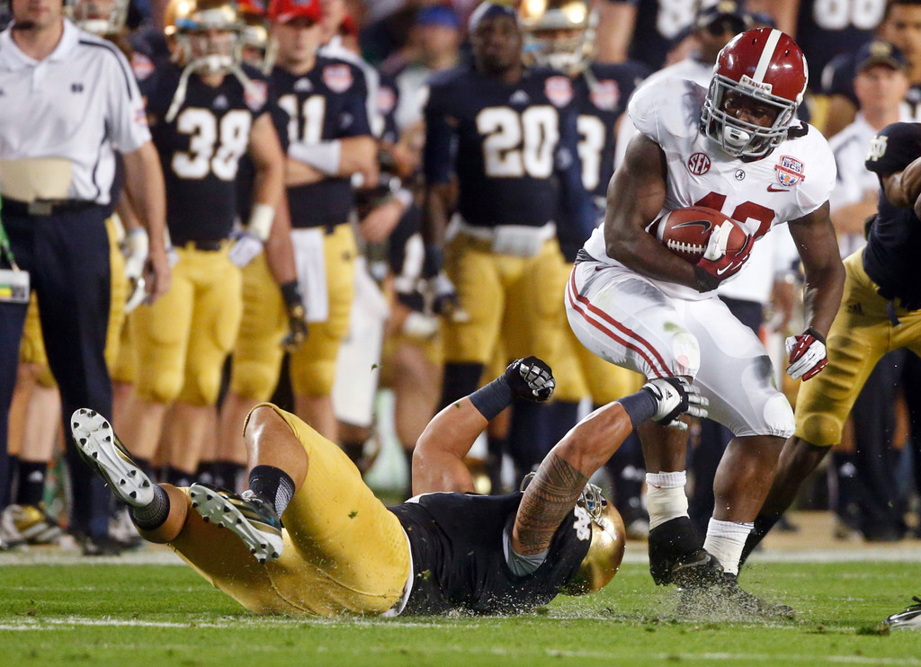 Irish Title Hopes Halted By Crimson Tide, 42-14 (AP)