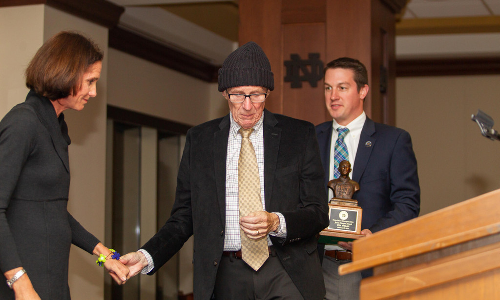 Notre Dame Fighting Irish - Official Athletics Website