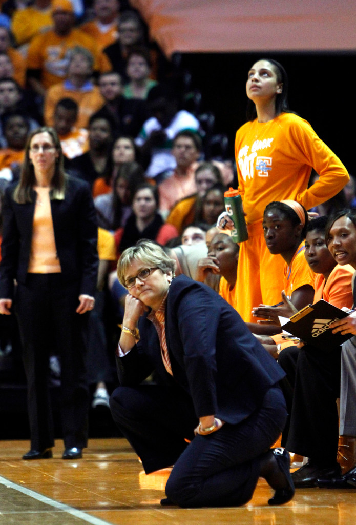 #2/3 Irish Pick Up 77-67 Win At #9 Tennessee (AP)