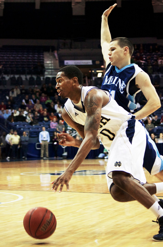 Mens Basketball vs Maine 12/8