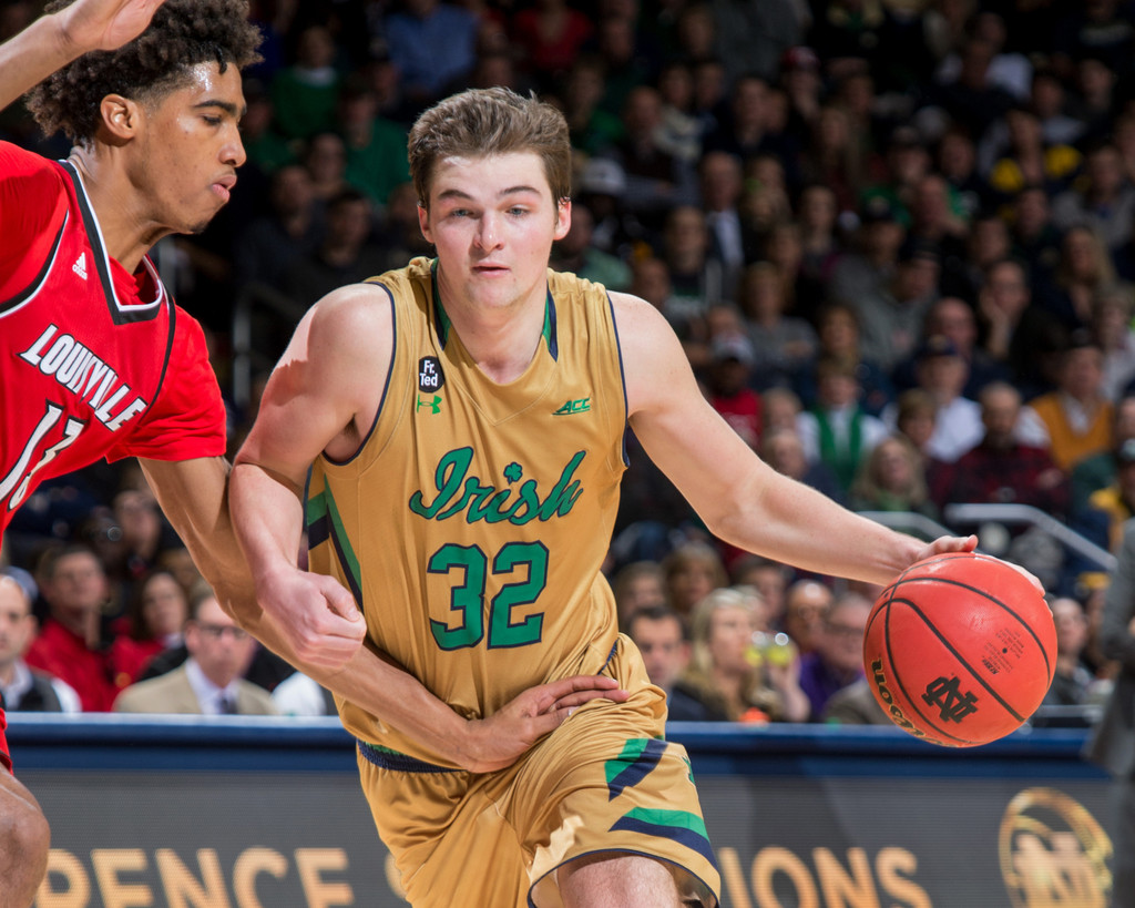 Notre Dame 71, Louisville 66