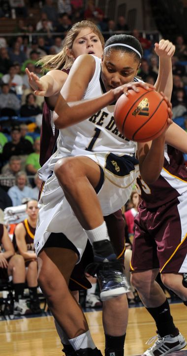 Erica Solomon scored 14 points against Pittsburgh.
