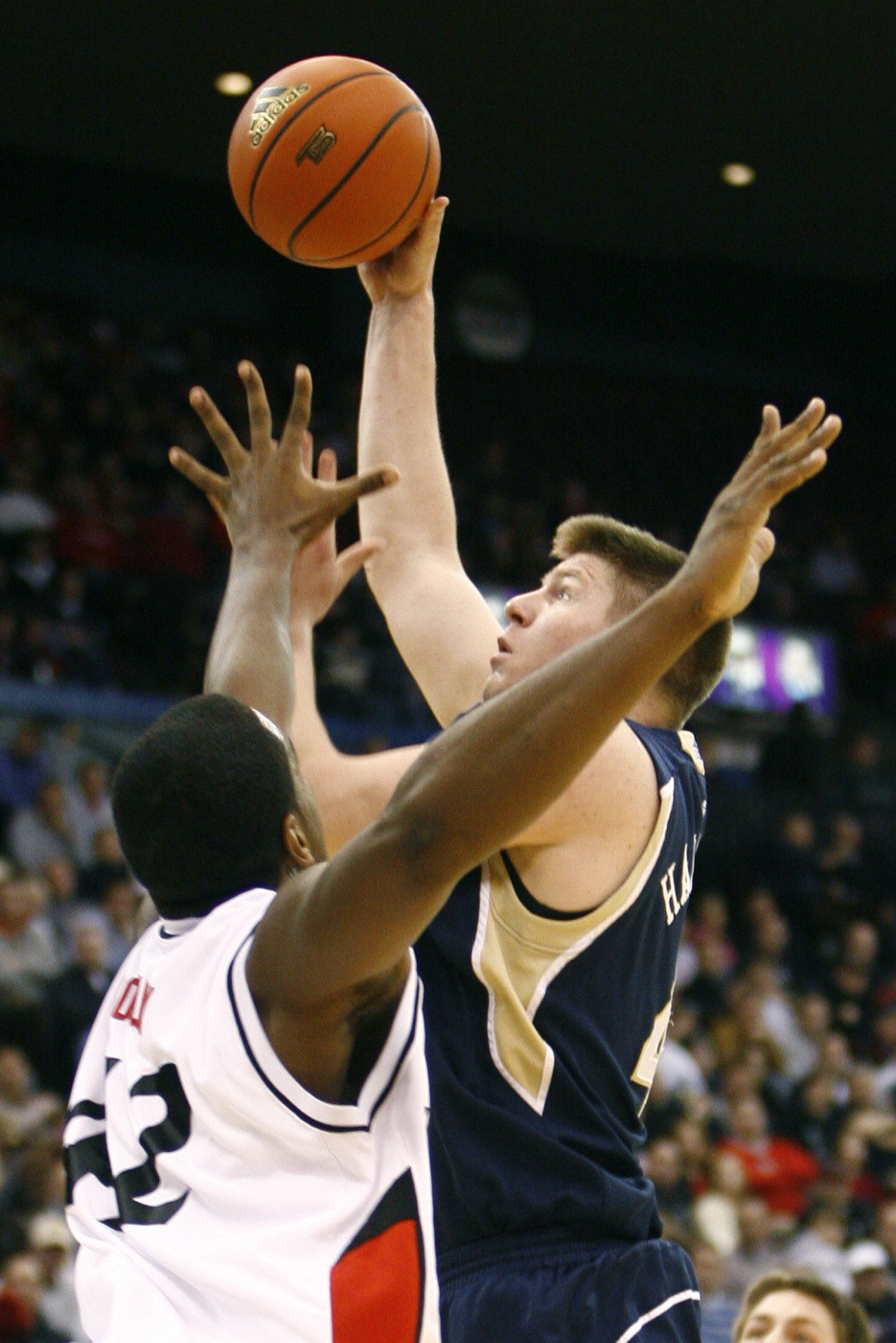 Irish Fall to Cincinnati, 93-83 Notre Dame Cincinnati Basketball