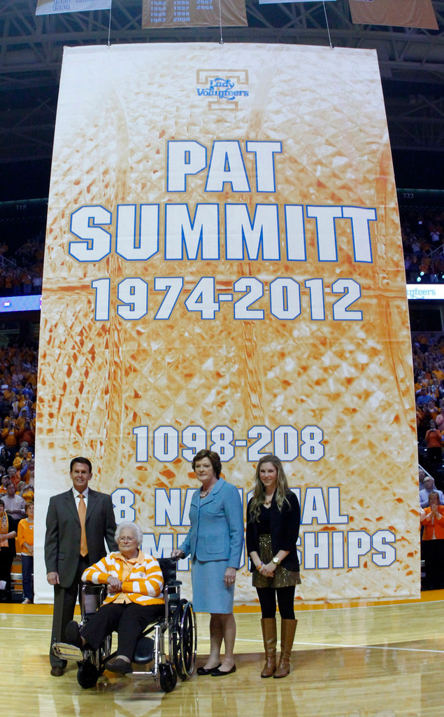 #2/3 Irish Pick Up 77-67 Win At #9 Tennessee (AP)