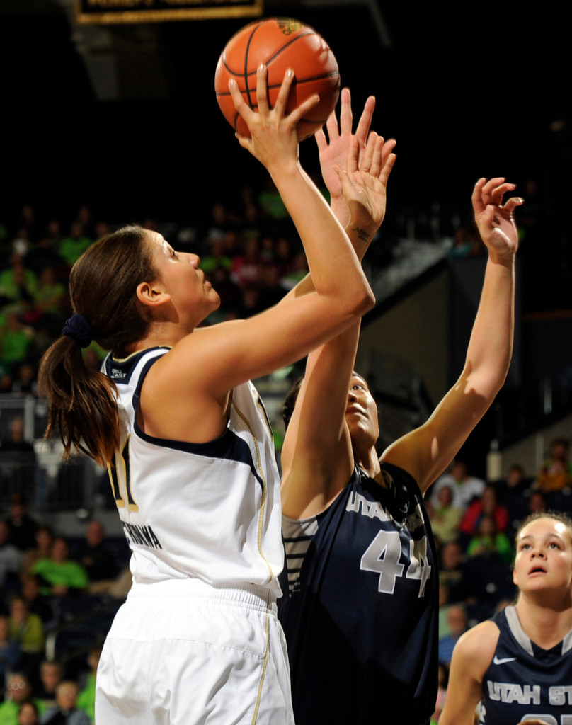 No. 5 Irish Rout Utah State, 109-70 (AP)