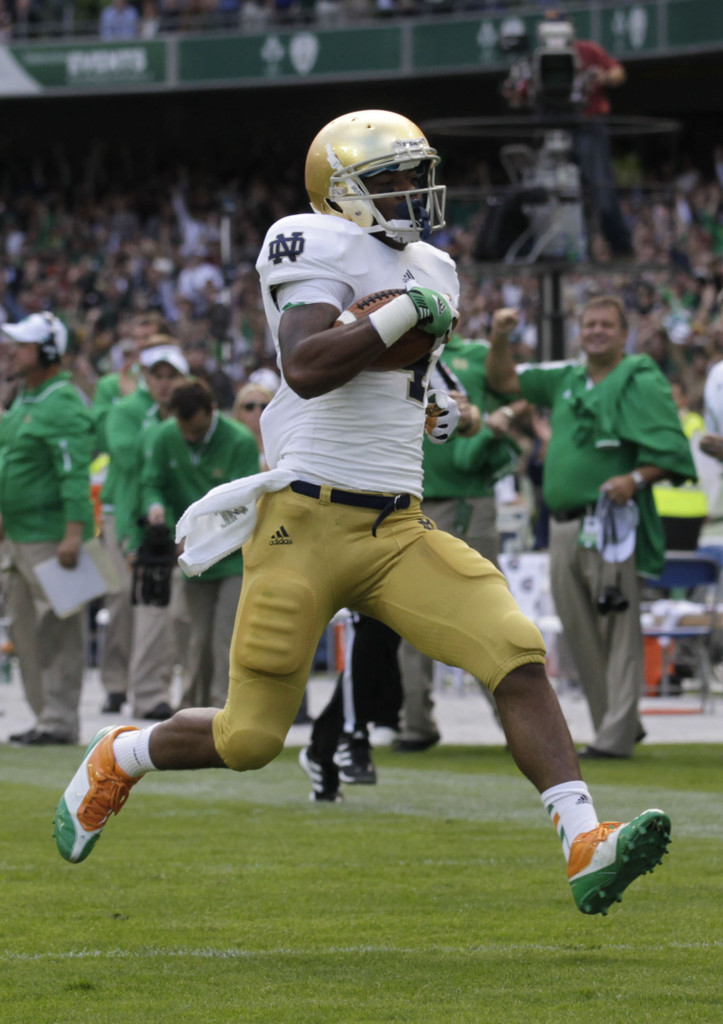 Notre Dame Pounds Navy 50-10 in Dublin (AP)