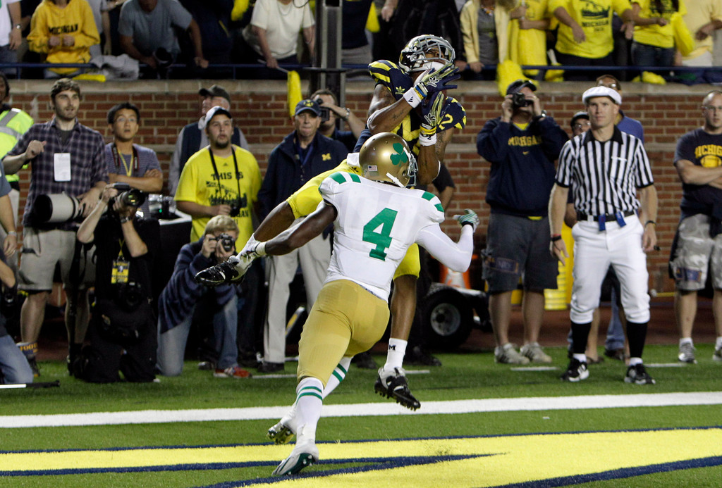 Notre Dame Loses Heartbreaker To Michigan, 35-31 (AP)