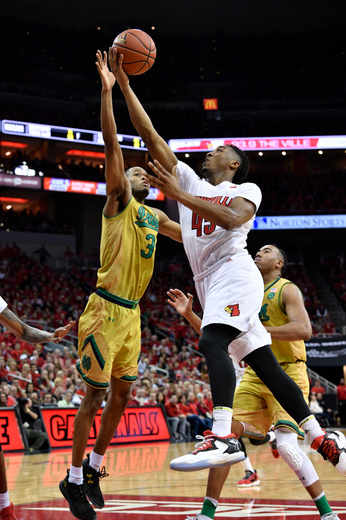 Louisville 71, Notre Dame 64