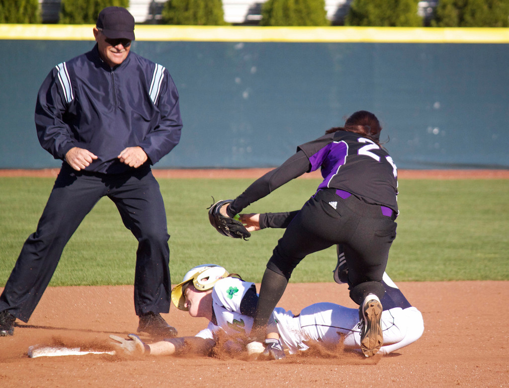 4/4 Softball vs Northwestern