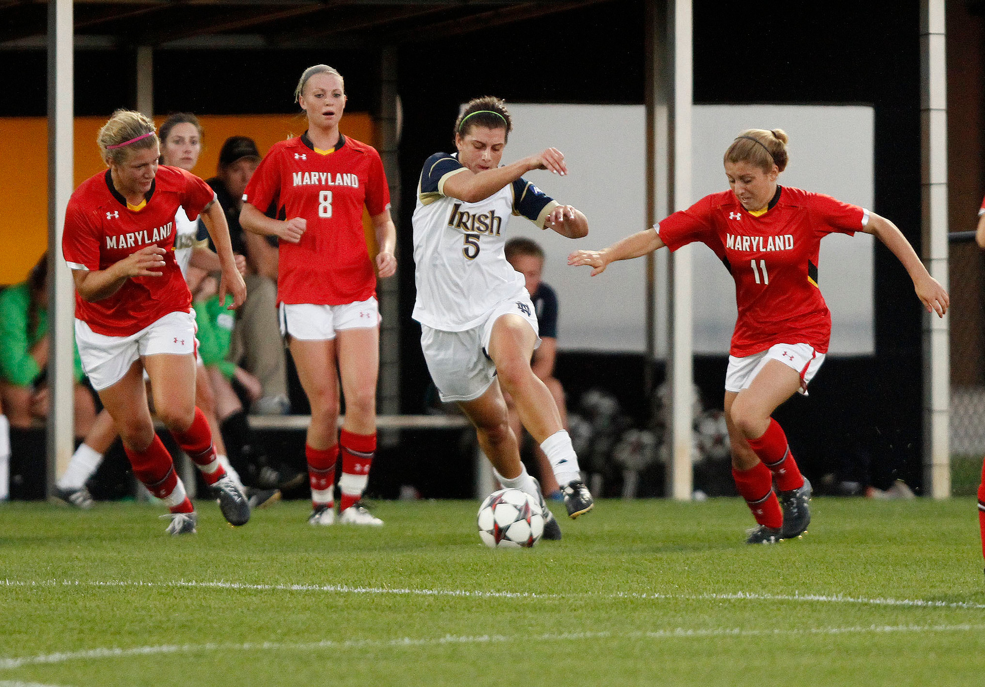 Cari Roccaro Named NSCAA National Women’s Soccer Player Of The Week Sophomore forward/midfielder/defender Cari Roccaro, a two-time all-conference selection and captain of the U.S. Under-20 Women's National Team, is one of seven starters returning for Notre Dame as it heads into a demanding 2014 spring schedule announced Tuesday.