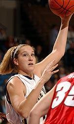 Season Ticket Drive In Full Swing For 2005-06 Women’s Basketball Campaign Courtney LaVere and the Irish travel to West Lafayette to take on Purdue on Wednesday.