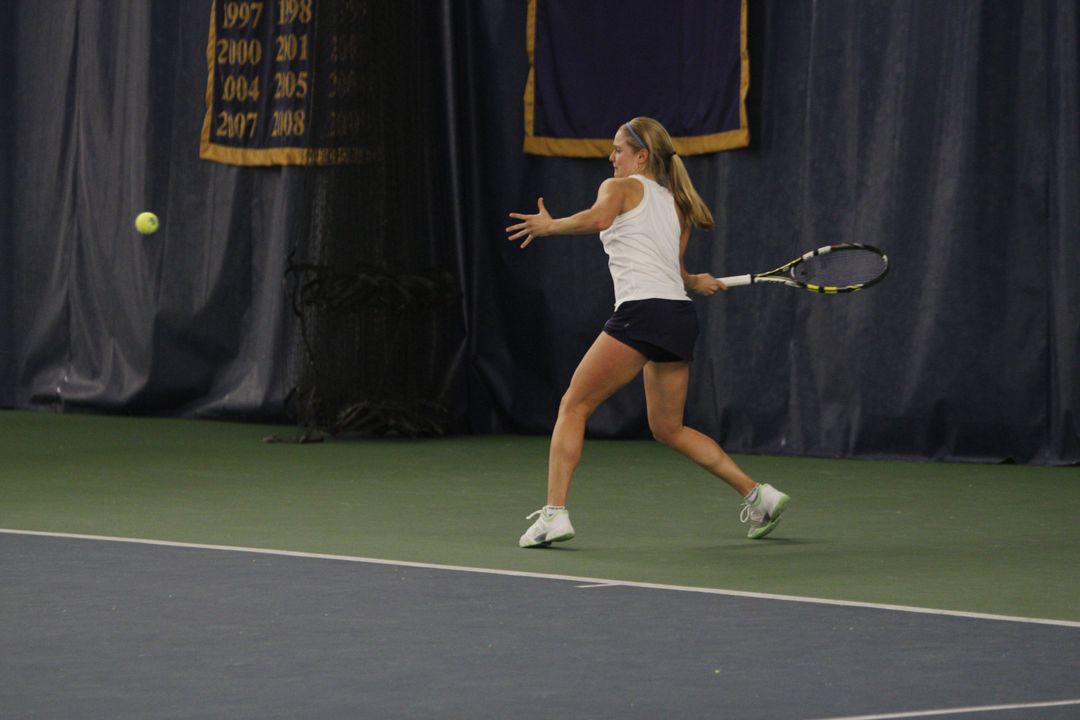 Sophomore Monica Robinson secured a comeback win at No. 2 singles, defeating Ohio State's Gabriella De Santis 7-6(6), 6-1, after falling behind 1-5 in the first-set tiebreaker.
